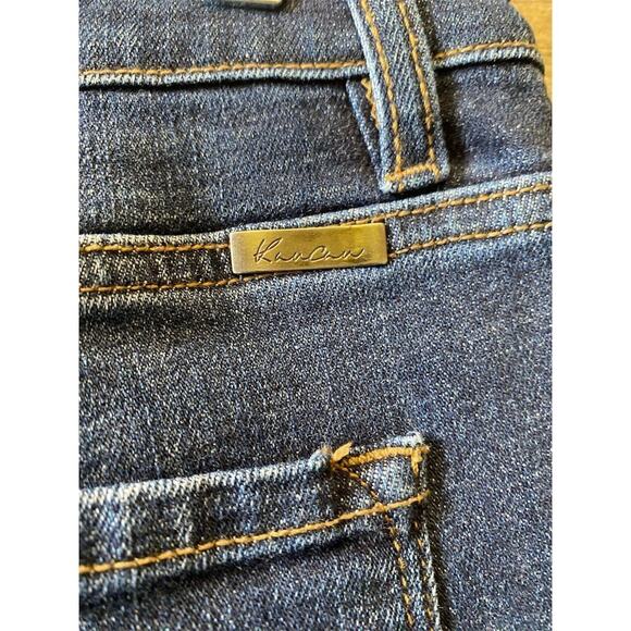 KanCan Women's Mid-Rise Distressed Cropped Denim Jeans Blue Size 13/30 Casual - Picture 9 of 16